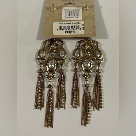 NWT Stunning Tasha Gold Chandelier Earrings with Filigree Design - Picture 2 of 2
